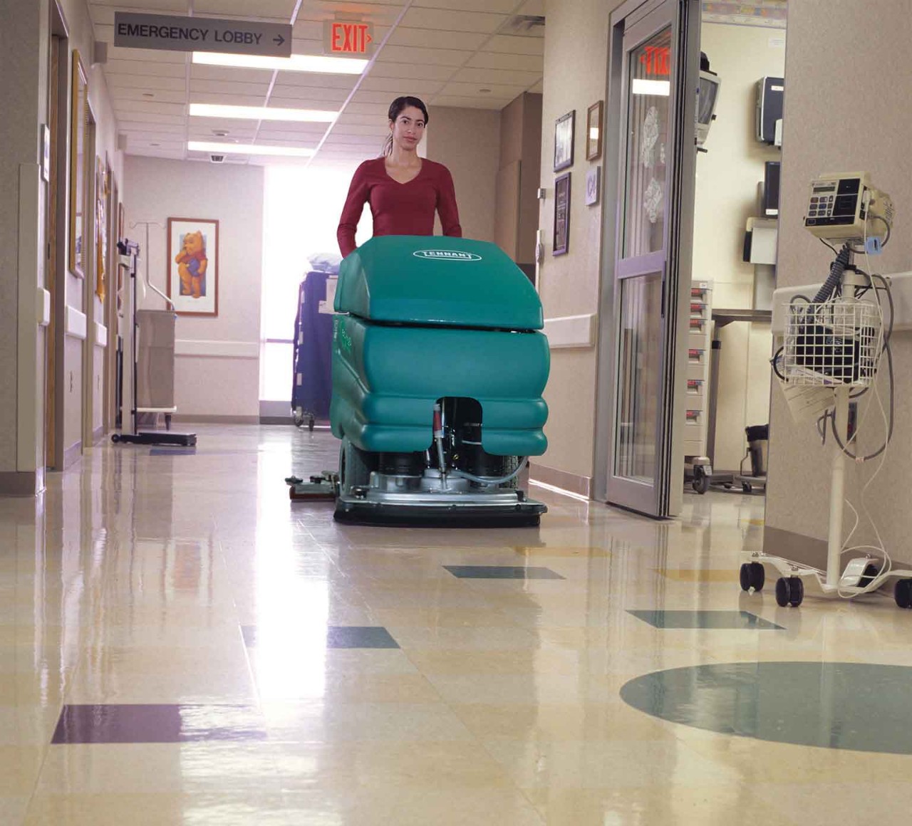 5680 Lavadora de piso com operação em pé alt 6